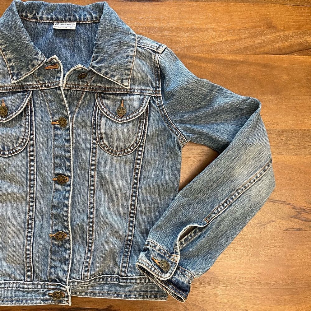 Converse ⭐️ Jean Jacket || SZ XS - Picture 12 of 15